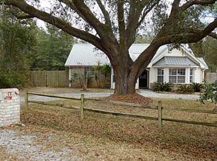 1708 Lake Mars Ave, Ocean Springs, MS 39564