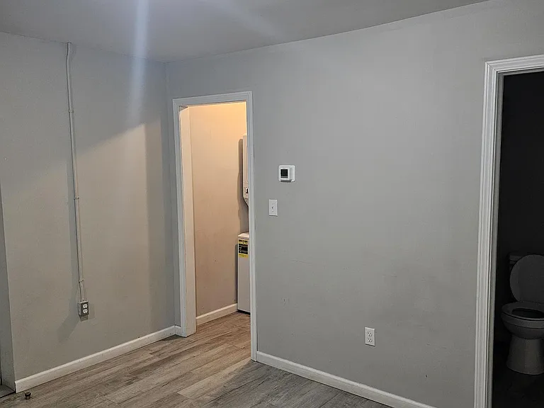 258 The Blvd #C — Photo 12