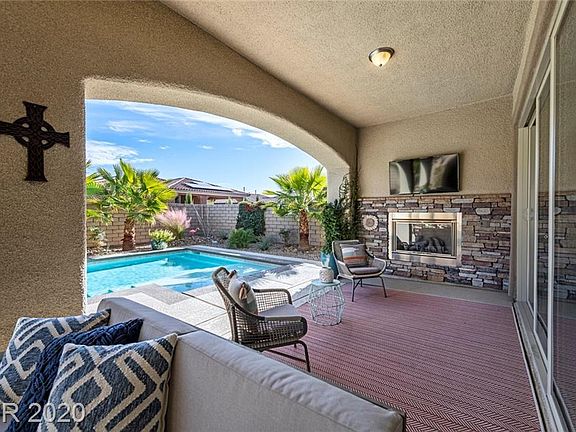4th image of 272 Elder View Dr