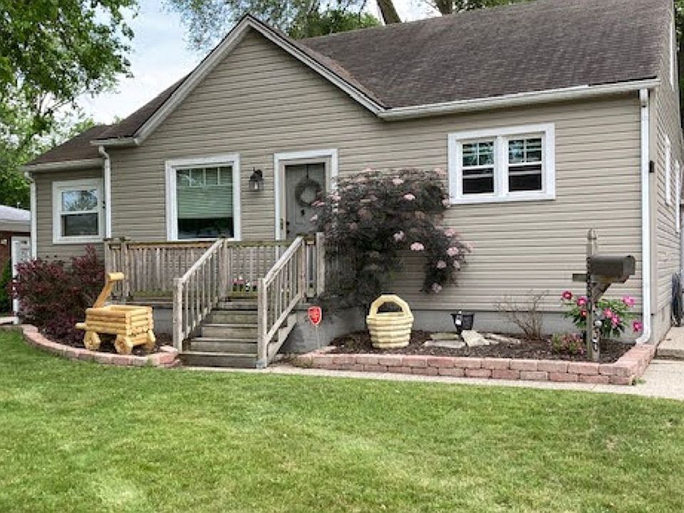 1st image of 3830 Morrissey Ave