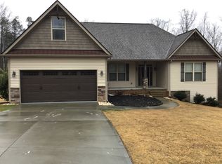 105 Amber Oaks Dr, Greer, SC 29651