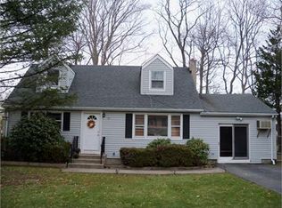 107 Pahaquarry Rd, Hopatcong, NJ 07843