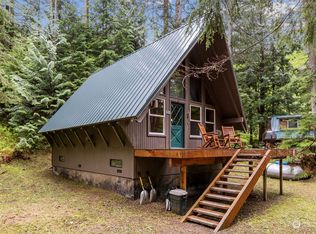 86919 NE 122nd St, Skykomish, WA 98288