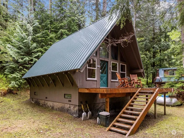 86919 NE 122nd Street, Skykomish, WA 98288