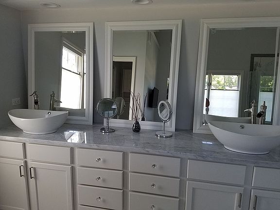 Vanity lots of storage
