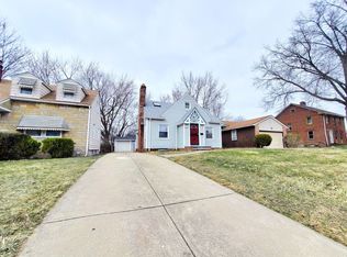 20705 E Sunset Rd, Beachwood, OH