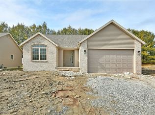 2869 Pebble Creek Ct, Cortland, OH