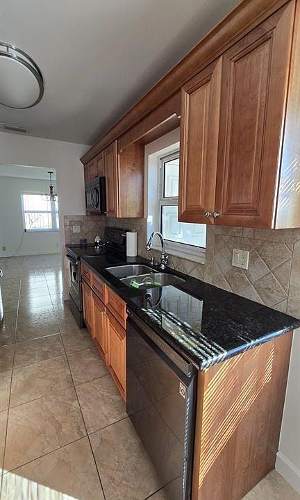 1st image of 7423 Pine Forest Cir W