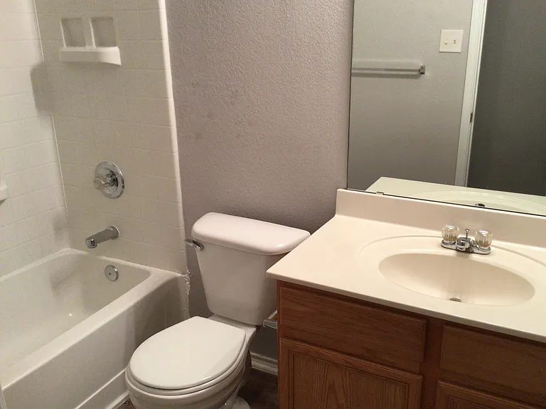 4809 Madyson Ridge Dr — Photo 16