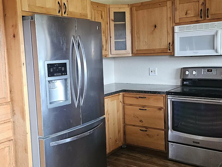 519 Jenkins Rd — Photo 4