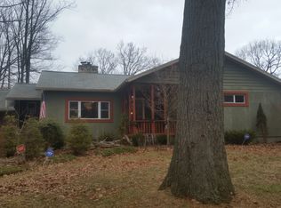 46 Poplar St, Dallas, PA 18612