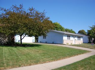 1344 Crestview Drive, Springfield, IL 62702