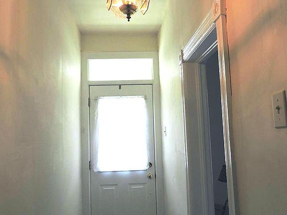 4th image of 213 Westside Ave