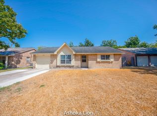 5326 Heathercrest St, Houston, TX 77045