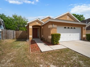 740 Cape Cod Cir, Valrico, FL 33594