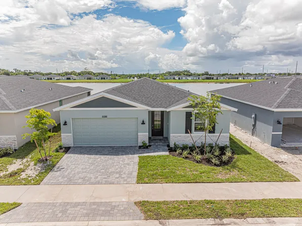 5586 Hampton Park Cir, Vero Beach, FL 32966