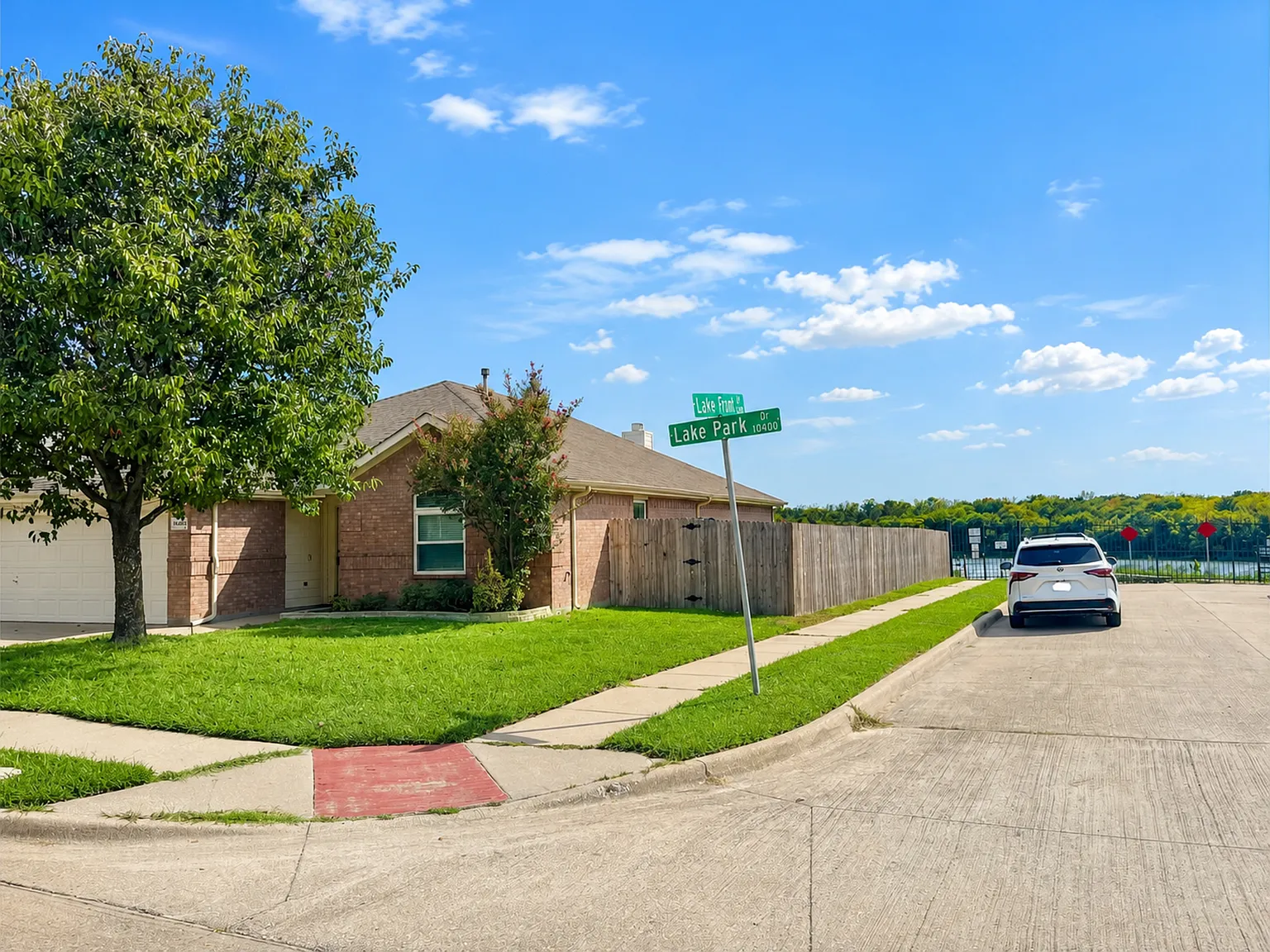 4 bed, 1925 sqft, $2,750 — Photo 4
