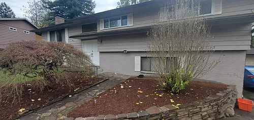 1500 SE Eastwood Ct #5 Photo 1