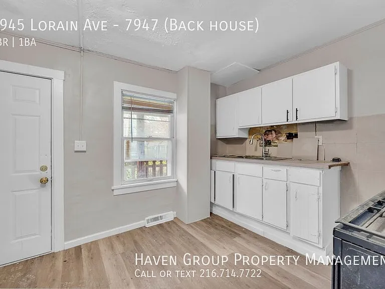 7945 Lorain Ave #7947 — Photo 9