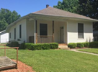 302 S 9th St, Ozark, MO 65721