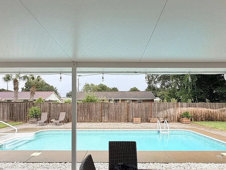 404 Lee Ln — Photo 39