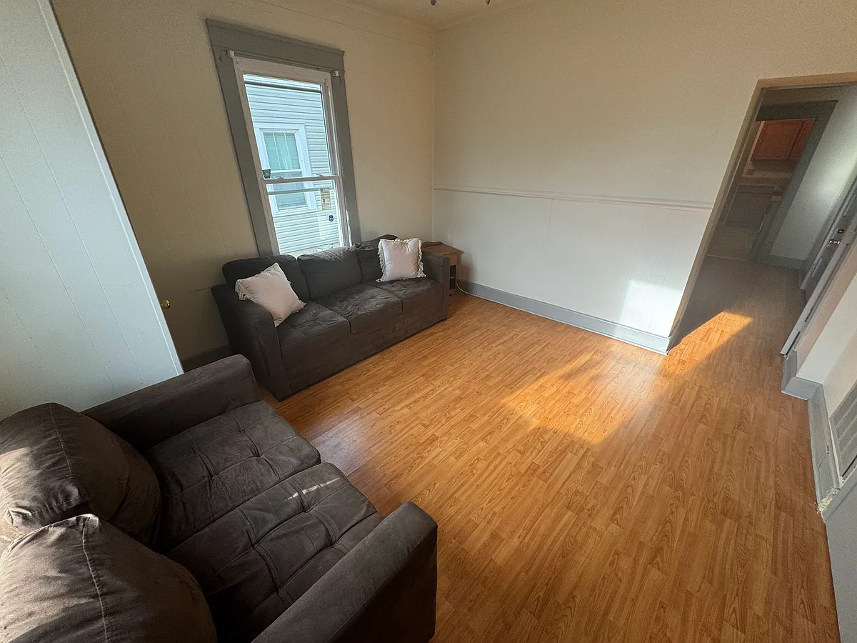 Building Photo - 129 E Springdale Ave #1