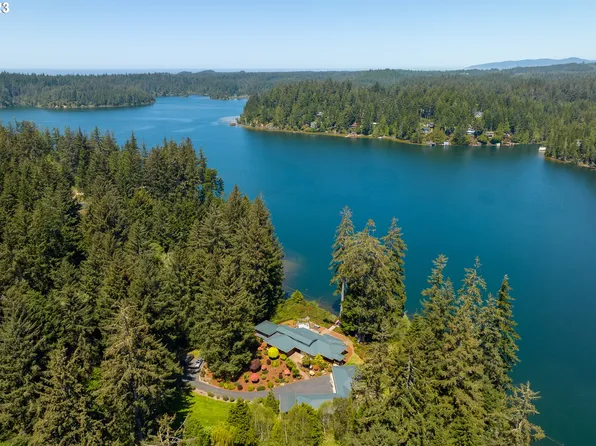 83917 Cloud Nine Rd, Florence, OR 97439