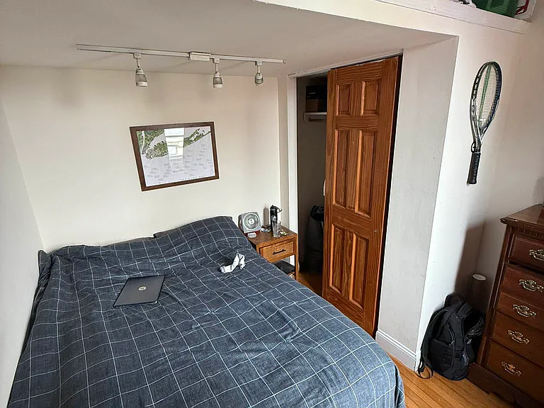 329 E 13th St #5C — Photo 10