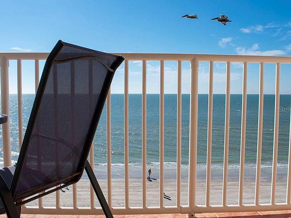 3rd image of 18650 Gulf Blvd APT 610