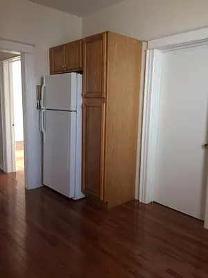 Rented by NYLA Realty | media 9