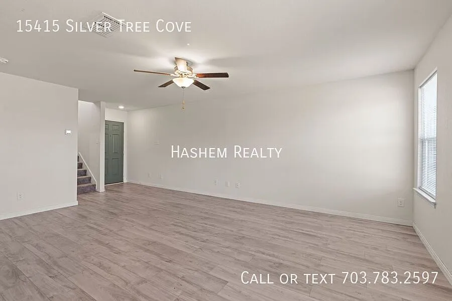 2020-Built 3BR in Preserve at Medina Solar, Garage & Fenced Yard — Photo 4