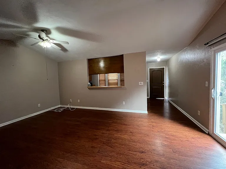 121 Boardwalk St — Photo 6