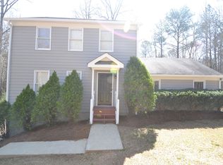 156 Natures Cove Rd, Newnan, GA 30263