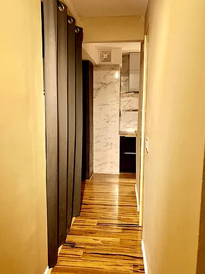 Rented by Aili Wang, LREB | media 24