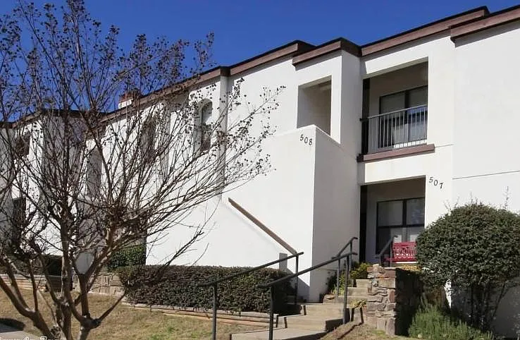 301 Kingsrow Dr #508