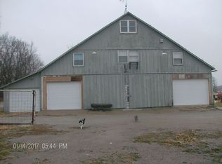 15435 County Line Rd, Eudora, KS 66025