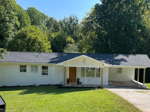 4454 Roberta Cir, Gainesville, GA 30506
