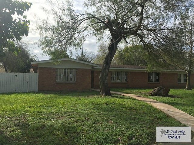 1st image of 174 Robins Ln