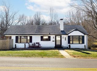 909 Lake Dr, Bedford, VA 24523