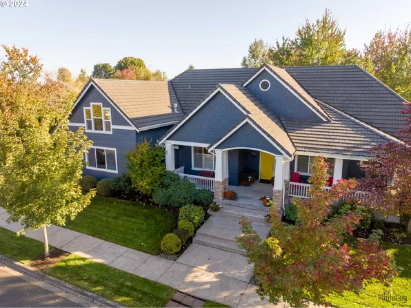 825 McKenzie Crest Dr, Springfield, OR 97477