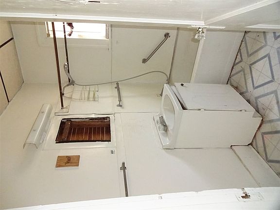 5th image of 1022 E Pine Ave