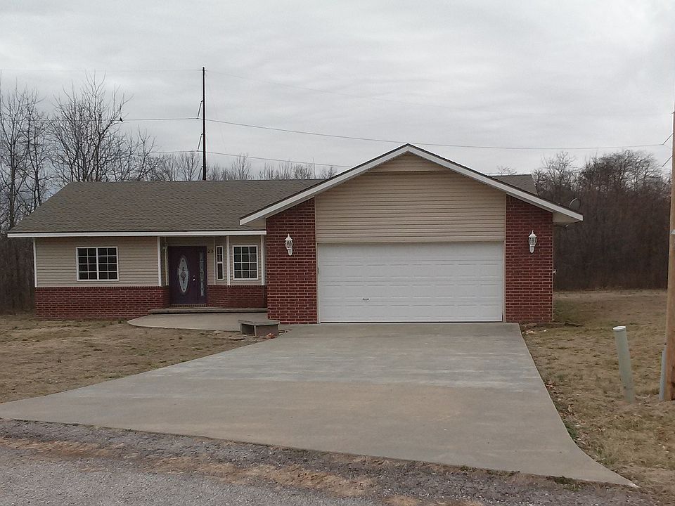 1st image of 23 Lockhart Ln