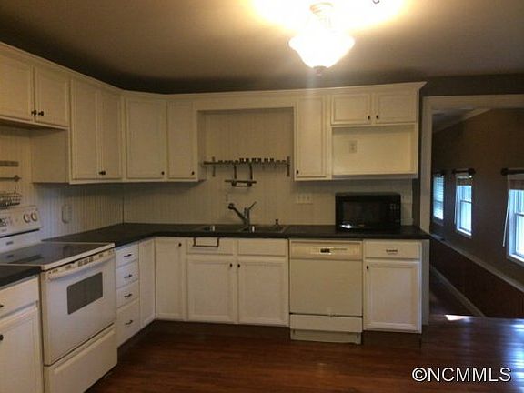 4th image of 85 Rivercrest Dr