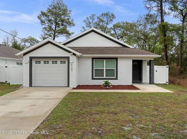 5106 Pacific Ave, Weeki Wachee, FL 34607