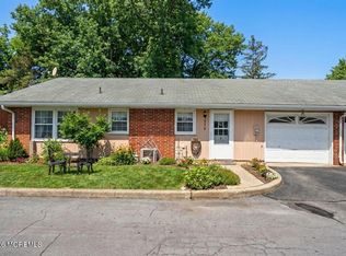 537D Dartmoor Court, Lakewood, NJ 08701