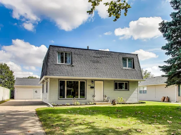 3600 Owl Dr, Rolling Meadows, IL 60008