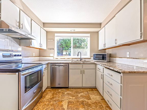 4th image of 3416 NW 126th St
