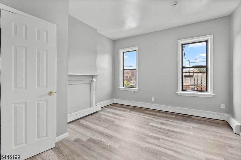 1st image of 9 Monroe St APT 6