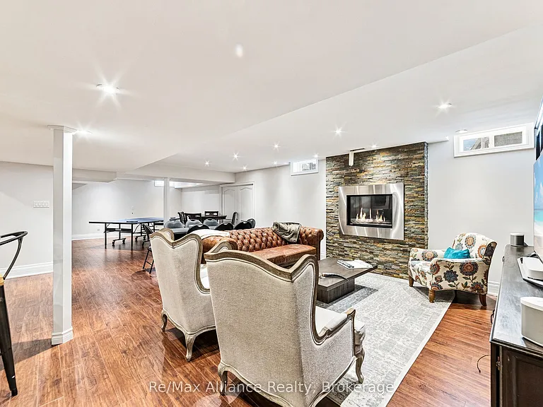 2404 Rideau Dr — Photo 30
