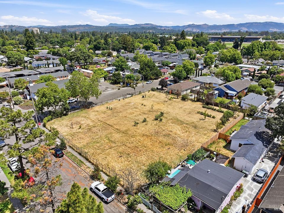 1st image of 1306 Grand Avenue